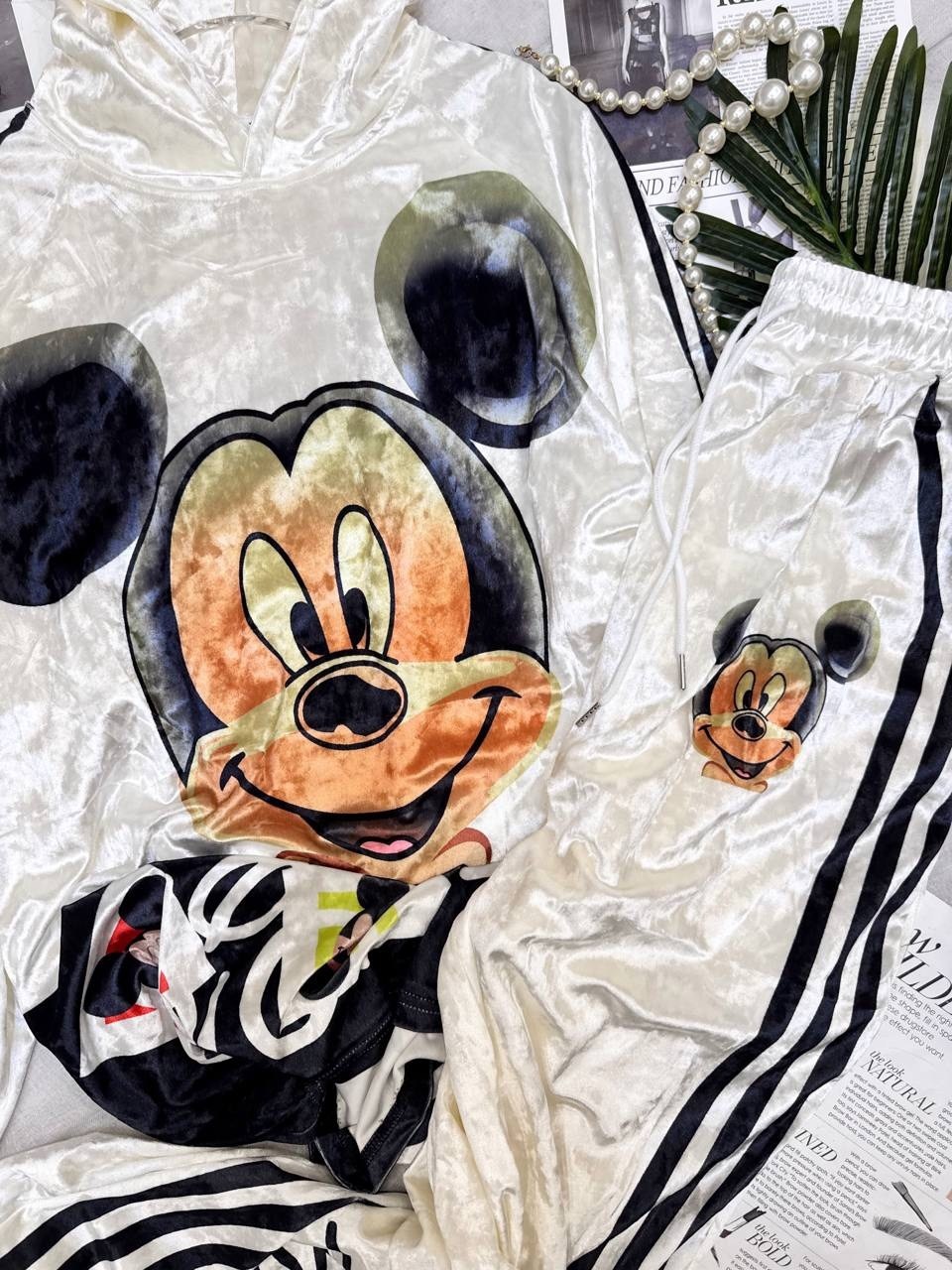 костюм с микки маусом,костюм с микки,костюм с микимаусом женский,женский спортивный костюм на флисе микки,детские костюмы