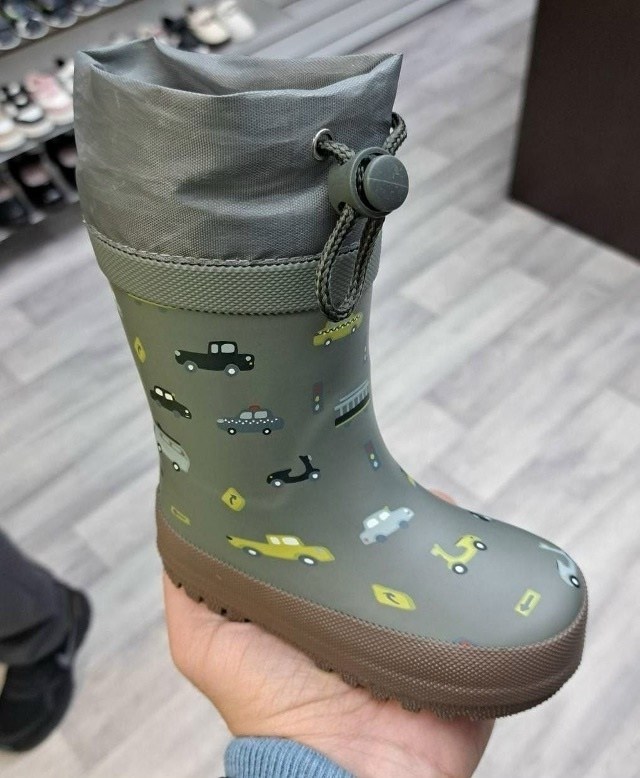 резиновые сапоги,детские резиновые сапоги,резиновые сапоги viking резиновые сапоги,олдос сапоги резиновые,сапоги котофей резиновые серые