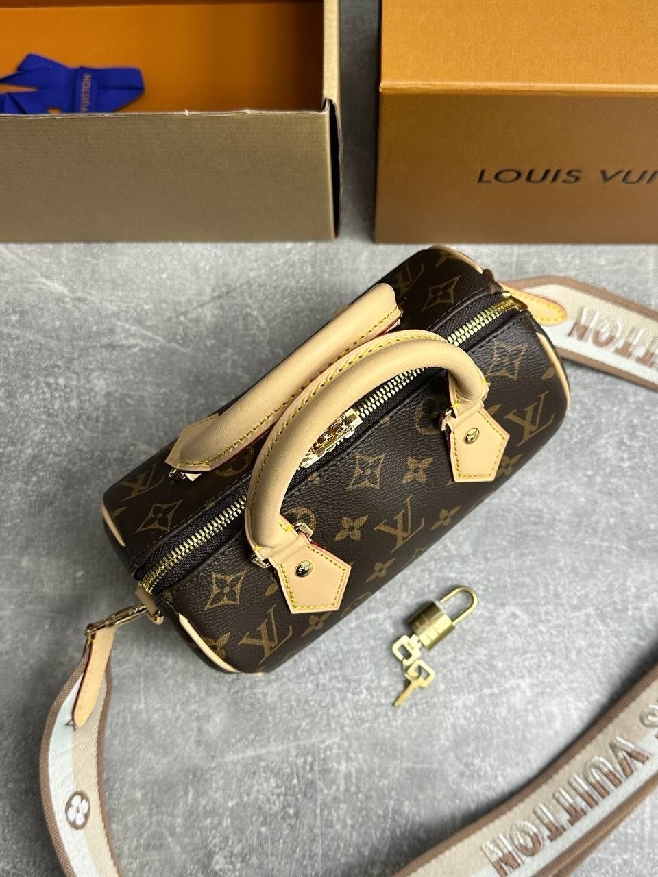 сумка женская louis vuitton,сумка louis vuitton,louis vuitton сумка на плечо,сумка louis vuitton speedy 20 с плечевым ремнем,сумка луи виттон