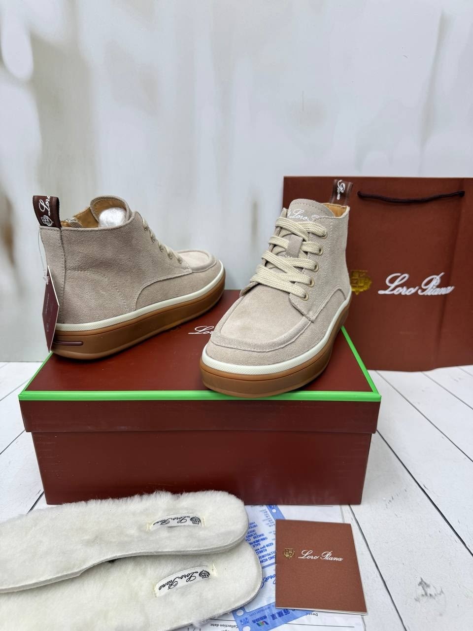 ,замшевые ботинки лоро пиано,ботинки из натуральной замши,замшевые ботинки,ботинки loro piana