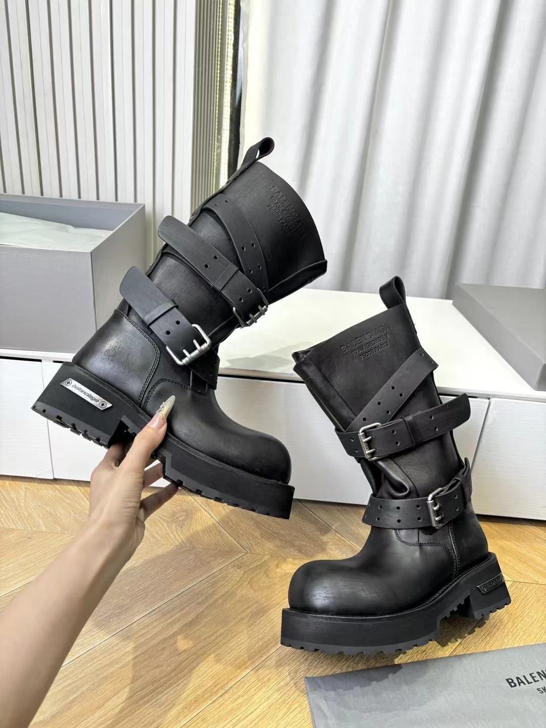 ,сапоги,женская ,короткие сапоги,сапоги мужские bulldozer выше колена черный balenciaga