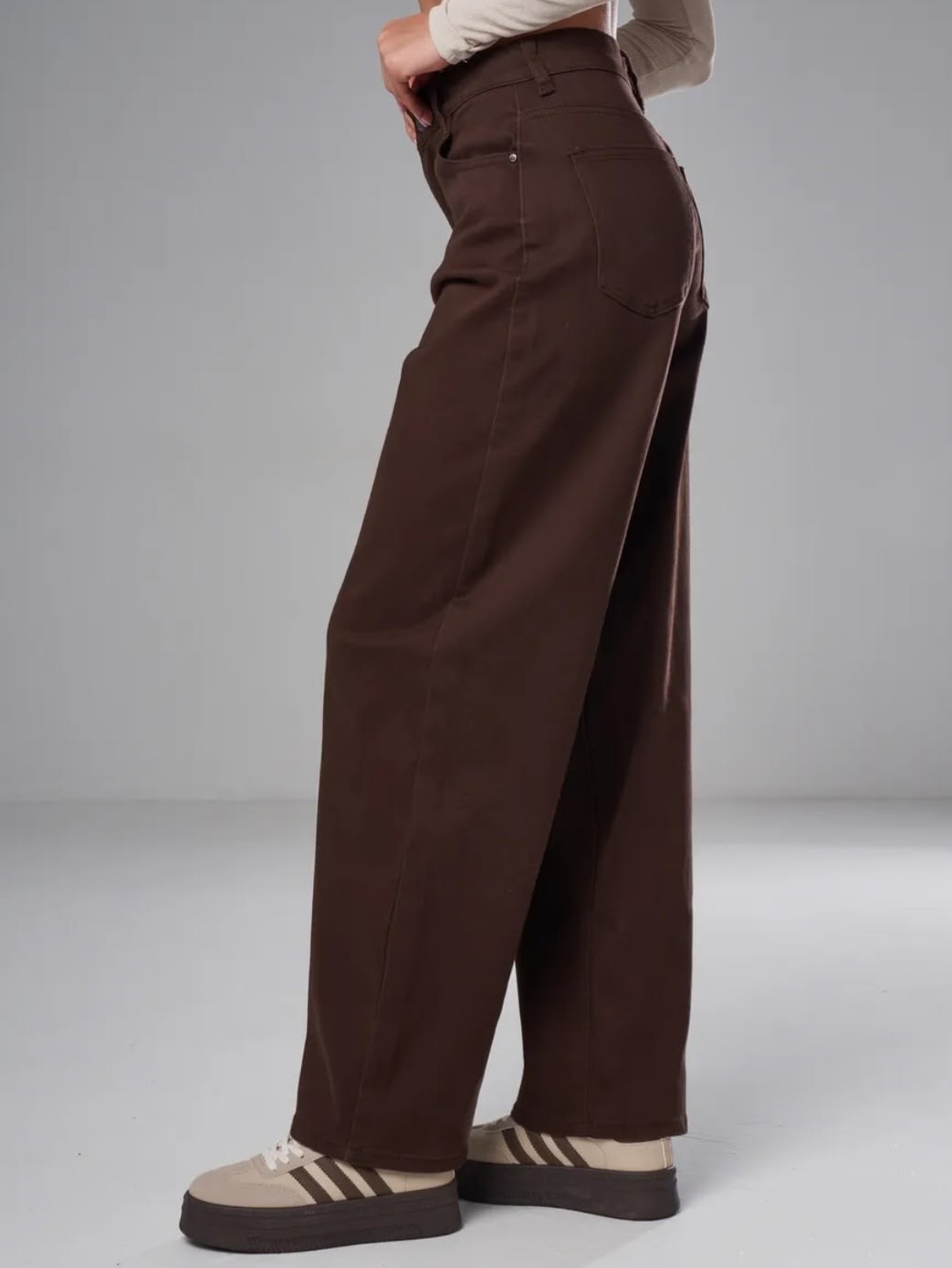 коричневые джинсы,коричневые джинсы женские,джинсы широкие коричневые,широкие брюки,брюки модные