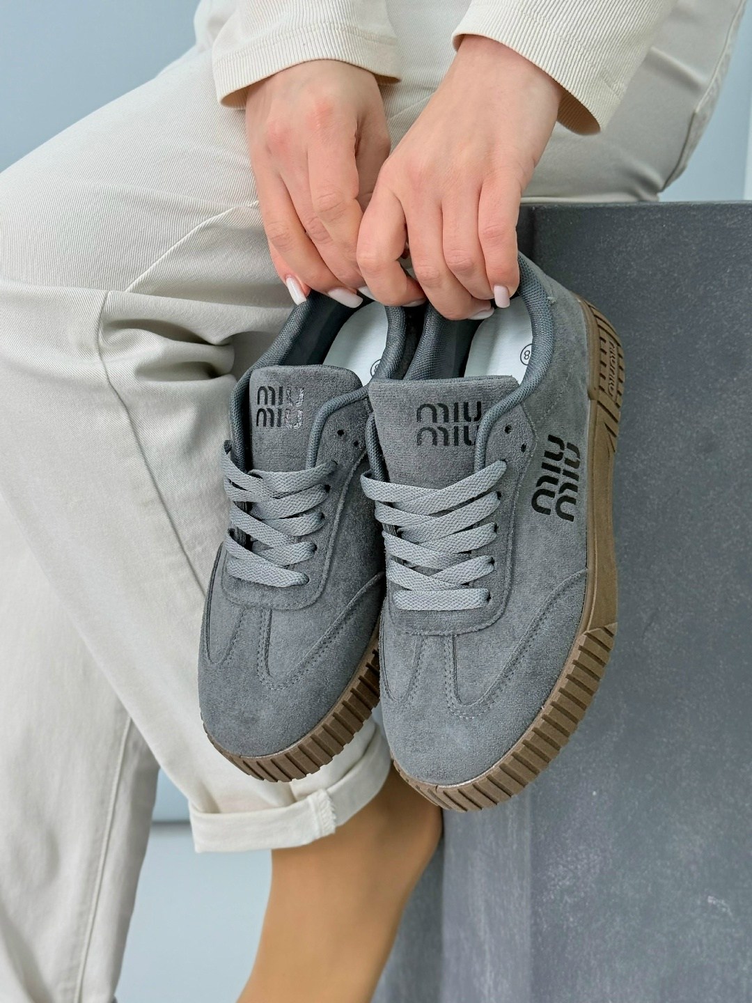 ,женские кроссовки,кеды замшевые,замшевые кроссовки,кроссовки женские серого цвета