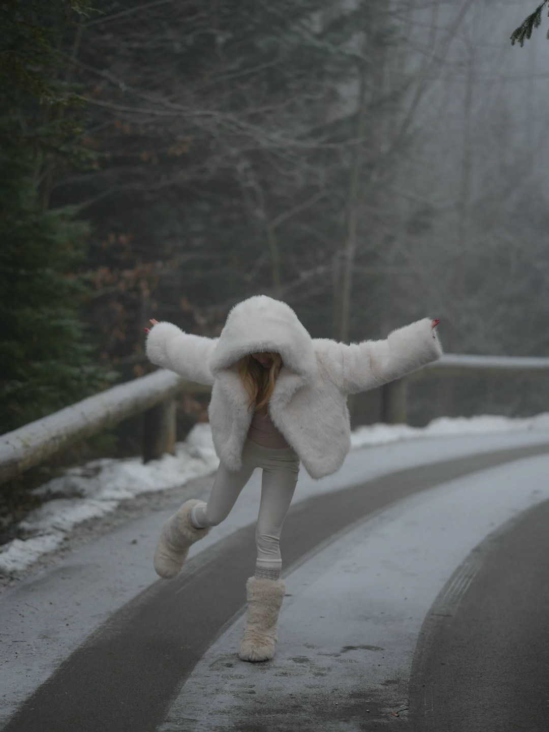 зимняя мода,меховая куртка,модная шуба,парка с мехом,шуба зимняя