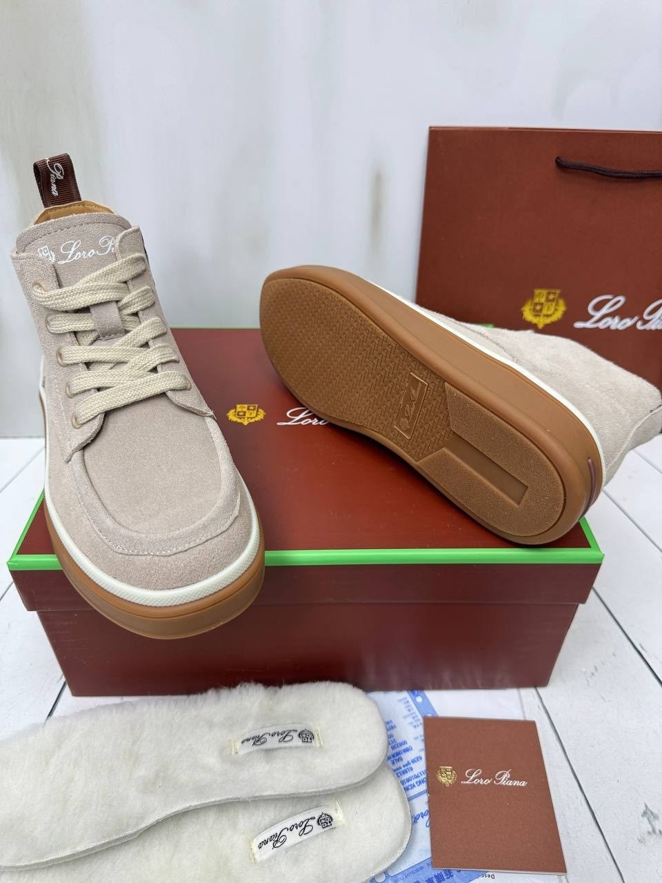 ,замшевые ботинки лоро пиано,ботинки из натуральной замши,замшевые ботинки,ботинки loro piana