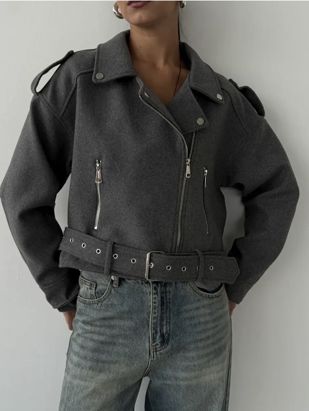 куртка,женская жилетка,серая жилетка,женская демисезонная куртка,жилет серый