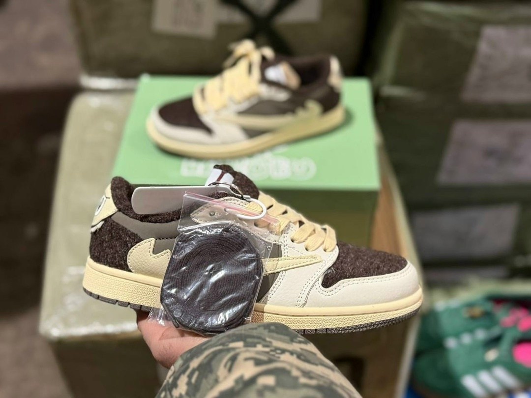 кроссовки nike air jordan 1 low x travis scott x labubu,кроссовки air jordan 1 low x travis scott 'shy pink' unisex,кроссовки,кроссовки nike air jordan 1 low,кроссовки air jordan 1