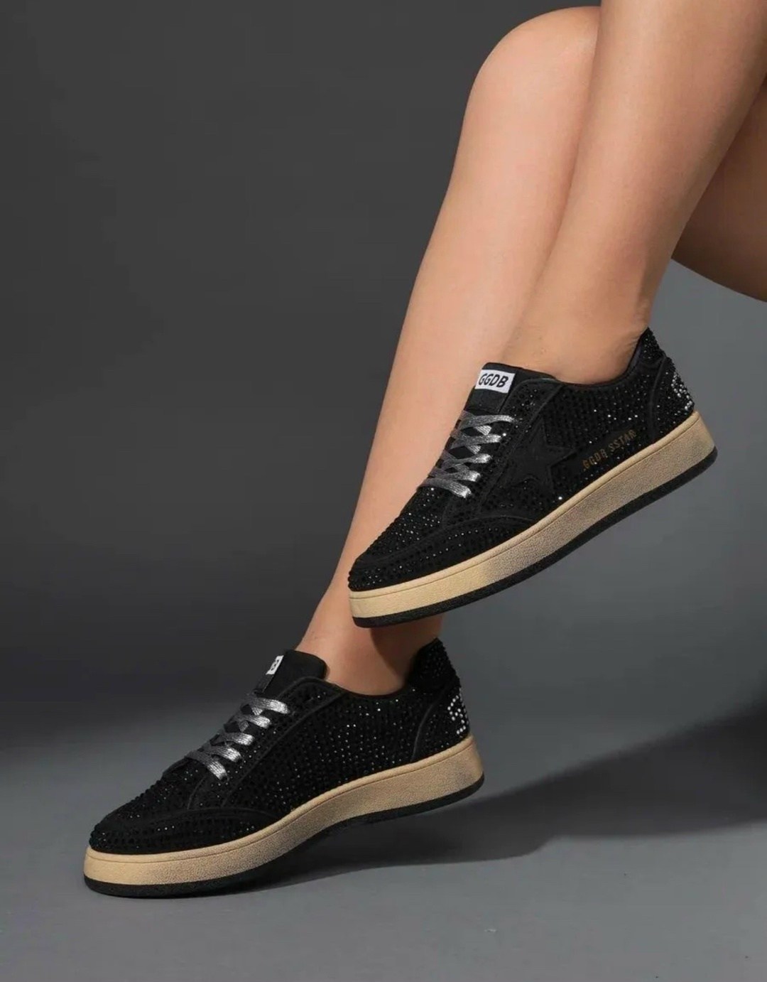 ,кроссовки golden goose с пайетками на платформе,женские кеды,голден гус кеды черные,кеды женски