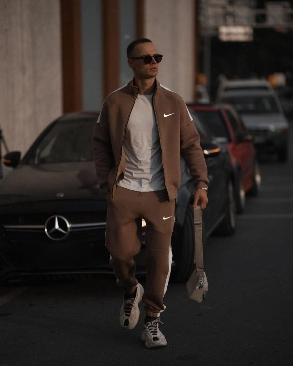 спортивный костюм nike,костюм спортивный мужской,спортивный костюм,спортивный костюм для мужчин,костюм флисовый