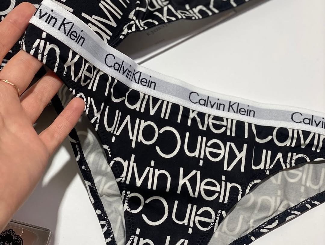 calvin klein комплект белья,комплект нижнего белья calvin klein женские,комплект нижнего белья calvin klein,комплект нижнего белья,женский комплект нижнего белье