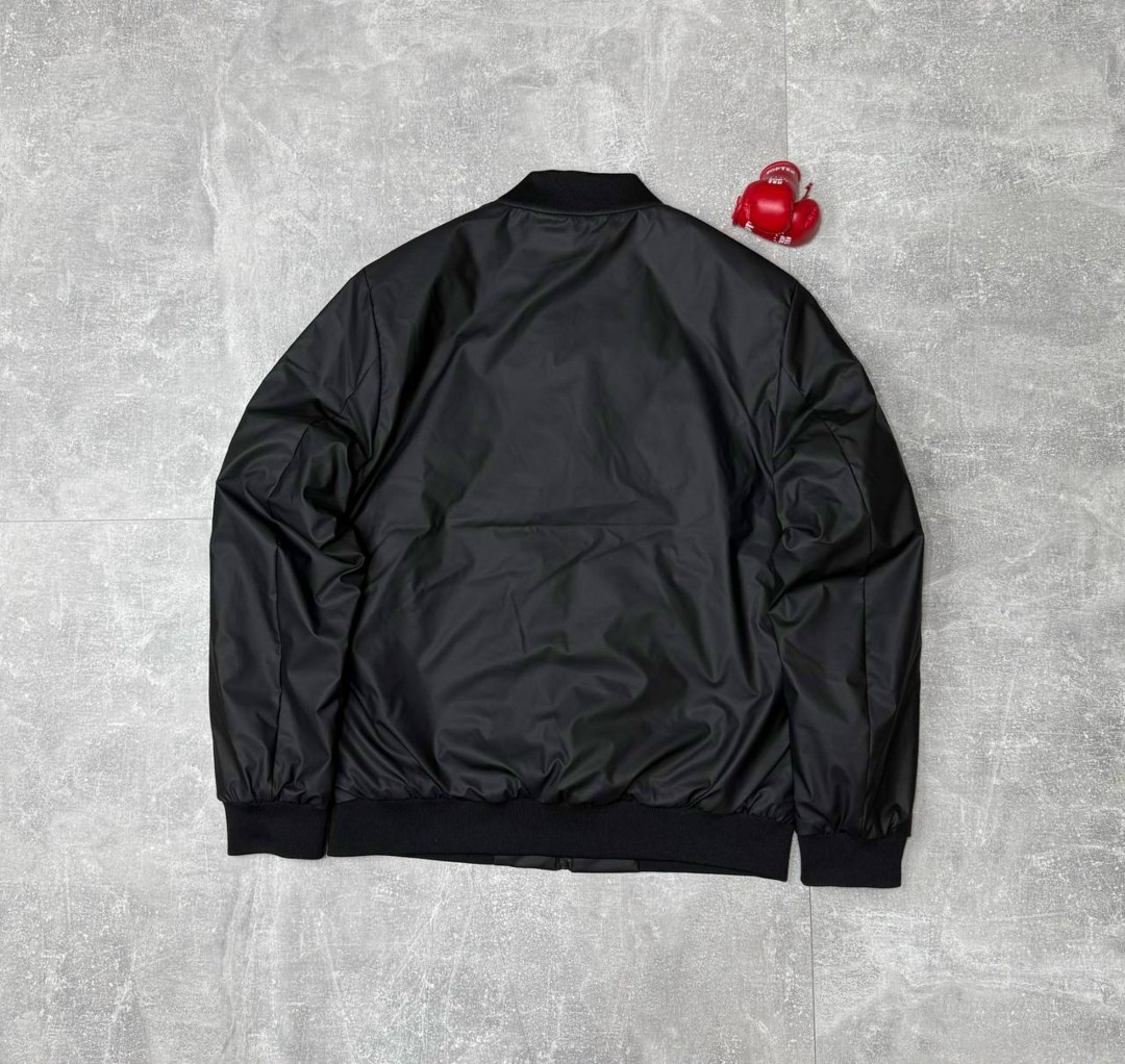 ветровка burberry,куртка burberry,повседневная куртка,легкая куртка,куртка бомбер