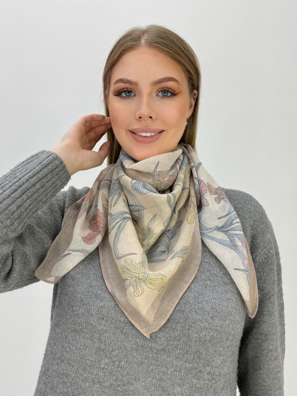 шелковый платок,женские платки,платки шелковый на голову и шею,платок шелковый на шею на голову женский,платки шарф