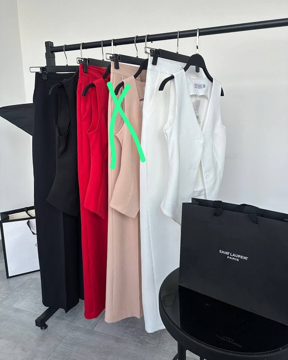 костюм брючный 1993 красный dilanavip,костюм брючный деловой с жилетом dayando,брючный костюм dilana vip 1993 красный,костюм тройка брючный деловой с жилеткой dilana vip,костюм dilanavip 1993 красный