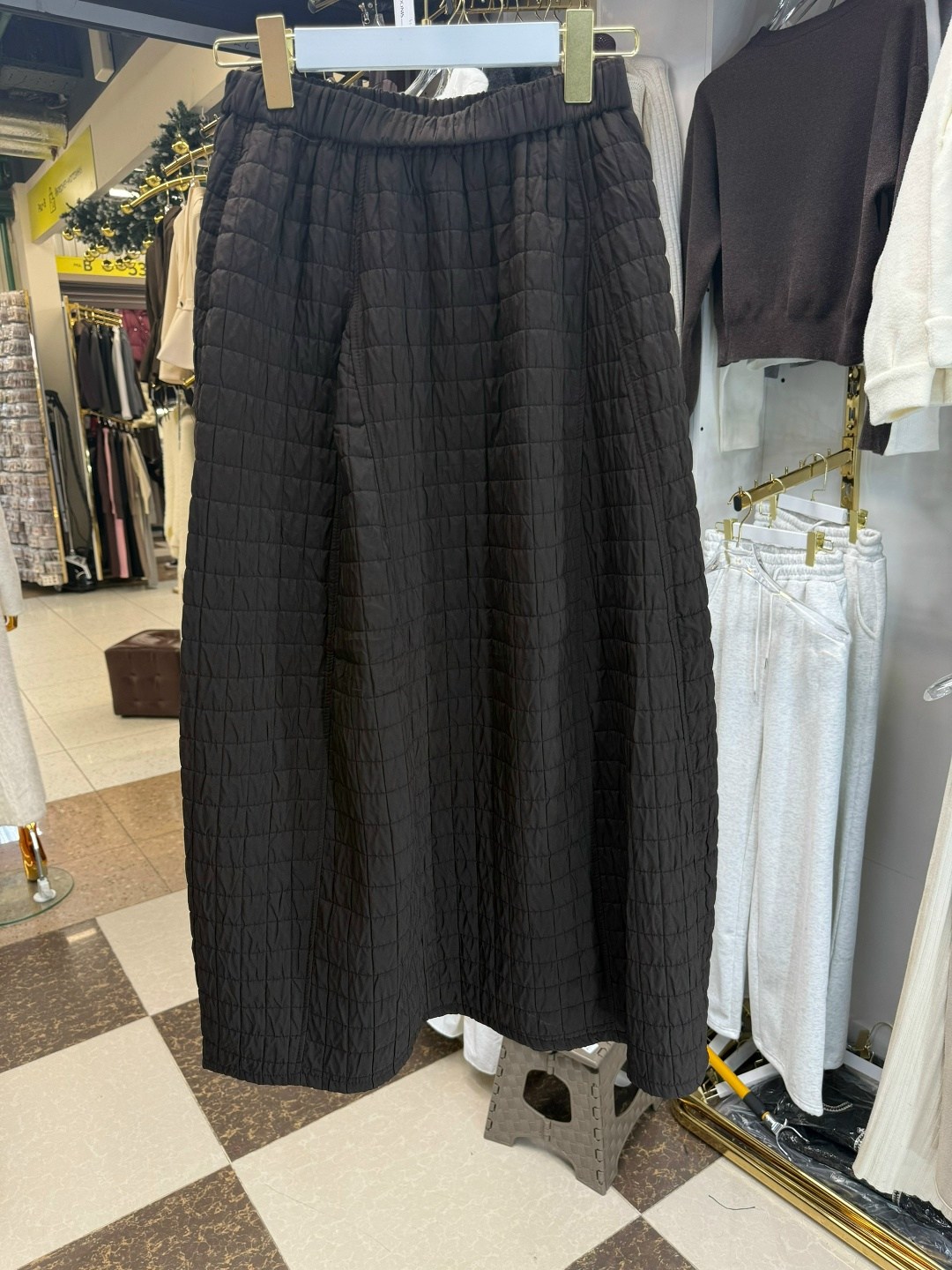 ткань стеганая,курточная стеганая ткань,ткань курточная стеганая на синтепоне,курточная стежка,стеганая ткань на синтепоне