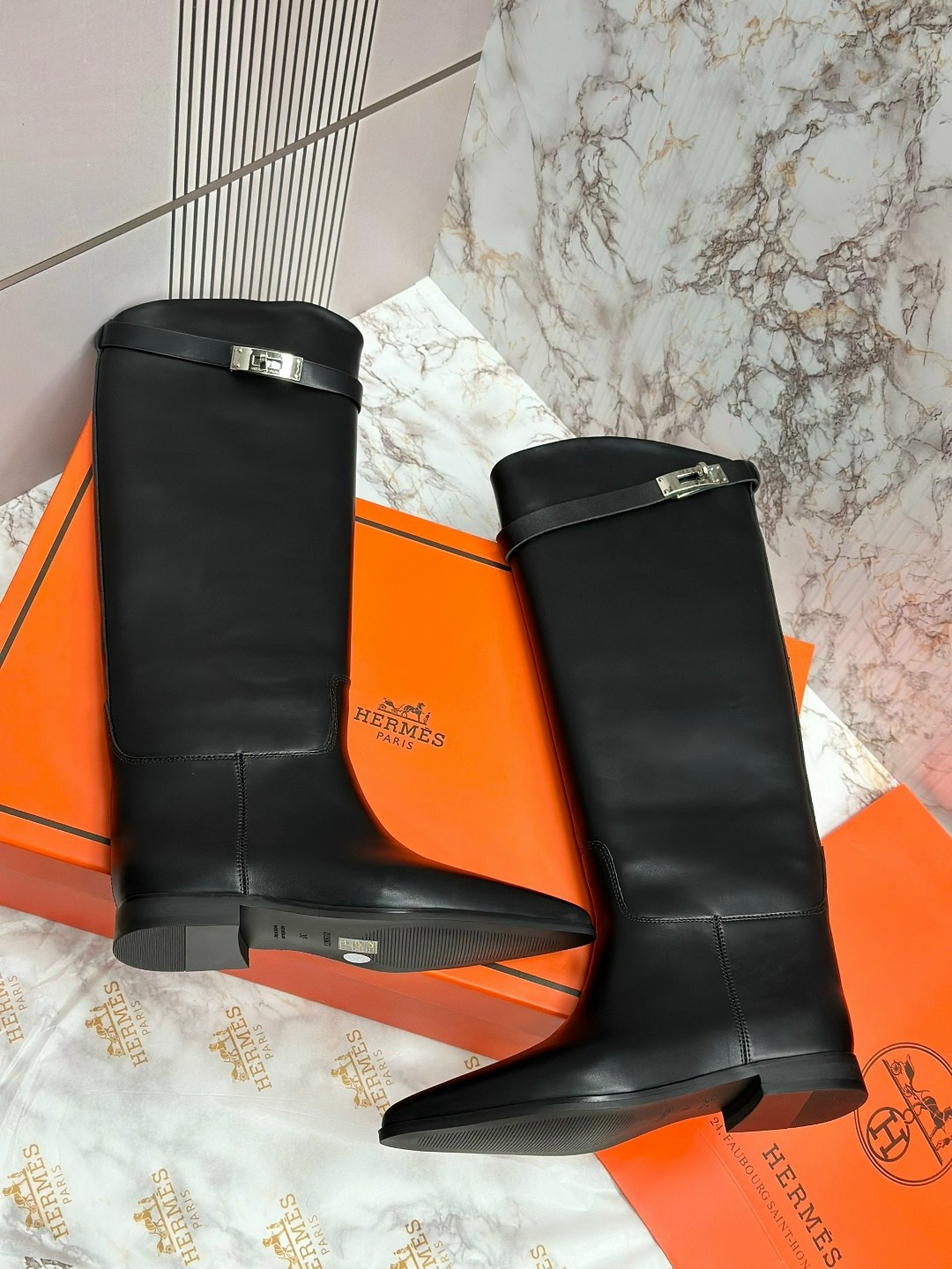 сапоги hermes,сапоги эрмес,сапоги hermes женские,сапоги hermes жокейские,женские кожаные сапоги hermes чёрного цвета