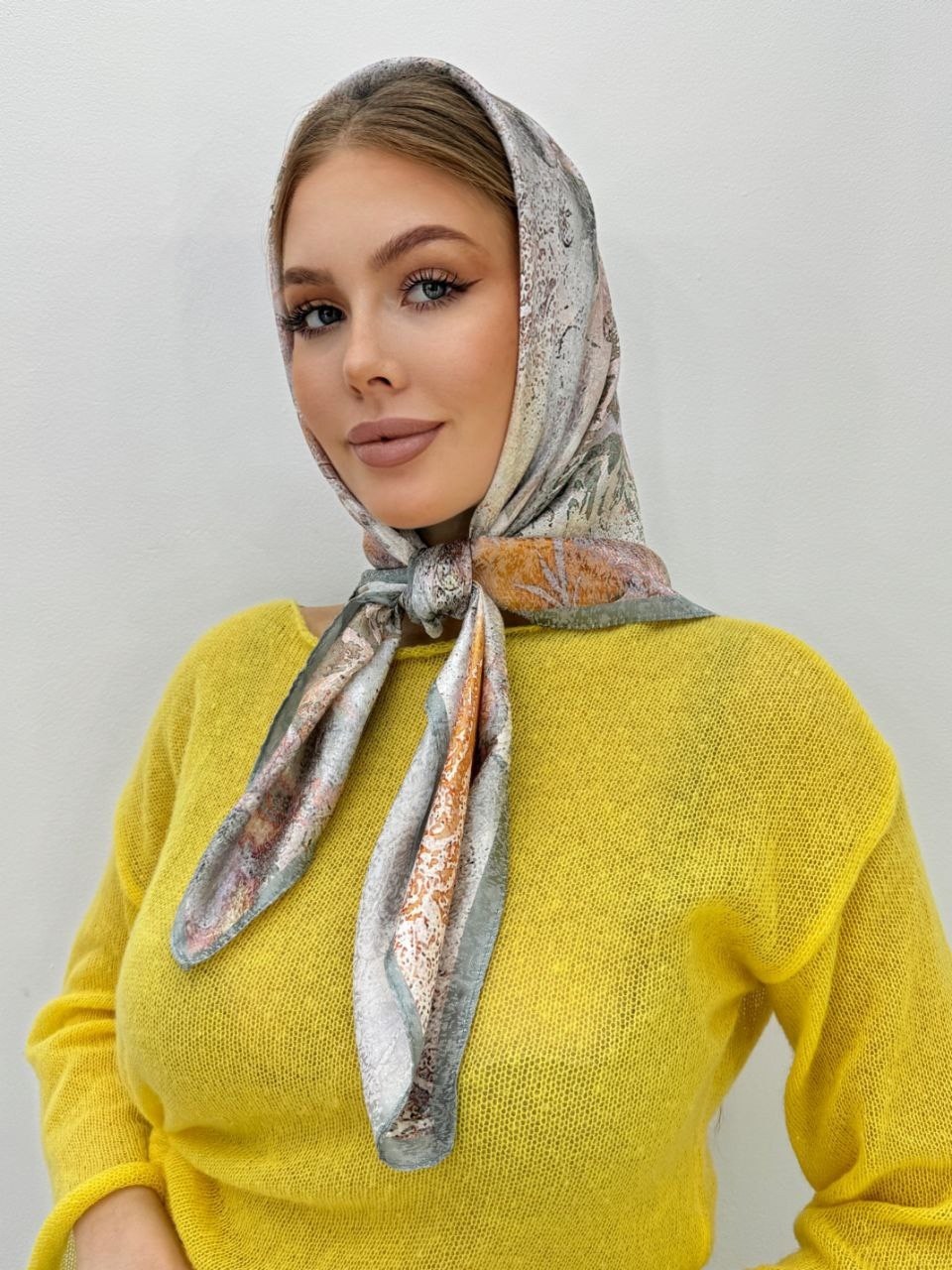 шелковый платок на голову и шею,платок,платки шелковые,платки женские,платок палантин