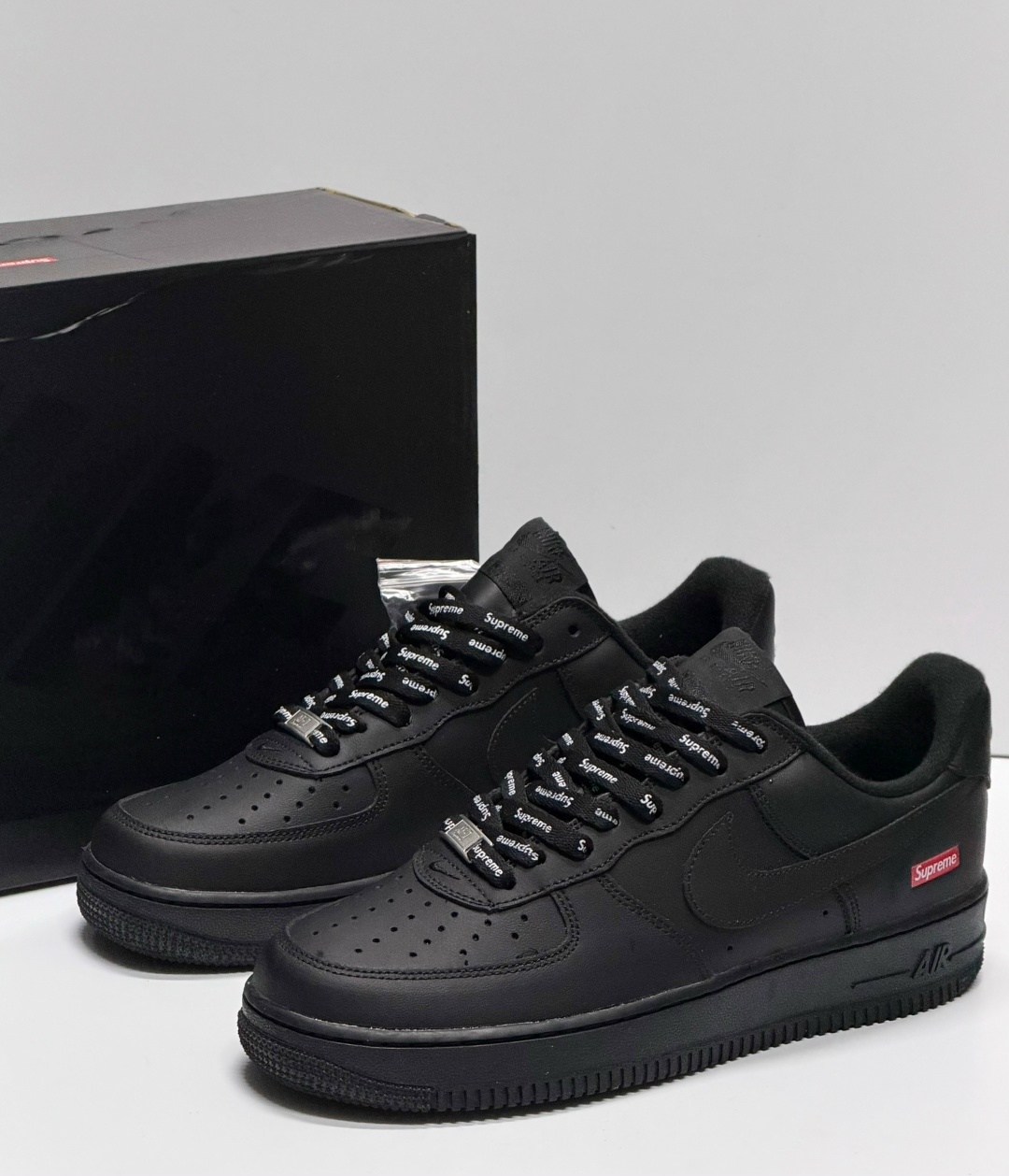 nike air force 1 low supreme black,кросcовки nike air force 1,кроссовки nike air force 1 supreme,nike air force 1 supreme,nike air force 1 low
