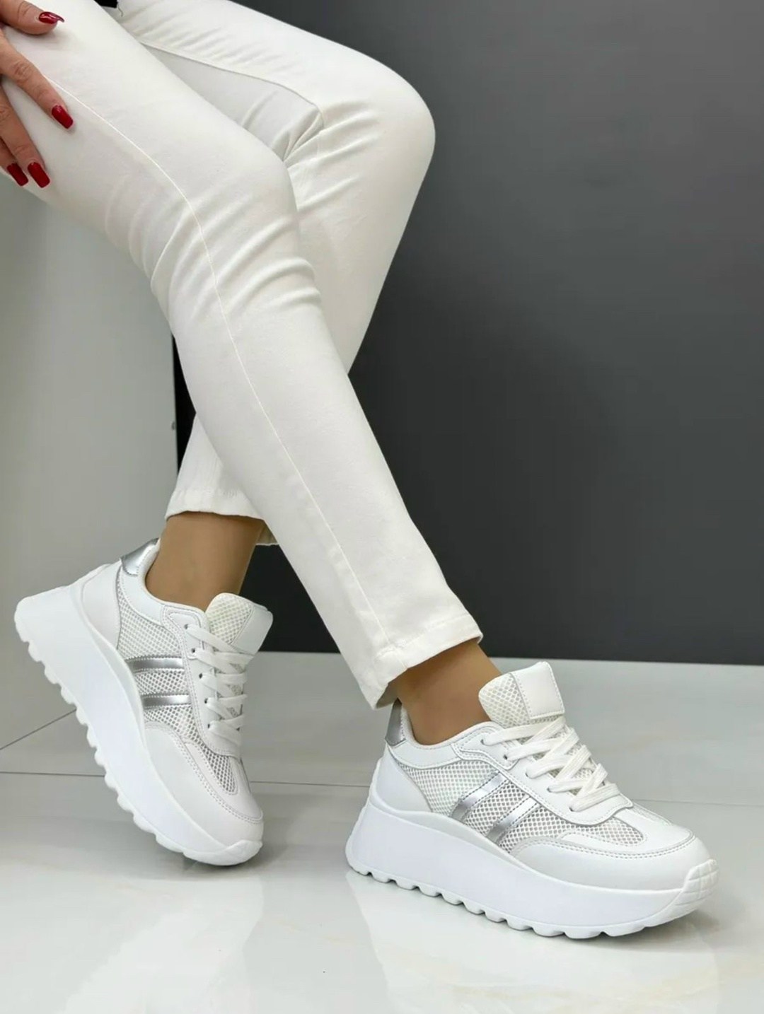 ,женские кроссовки,кроссовки женские белые,белые кроссовки,кроссовки женские летние