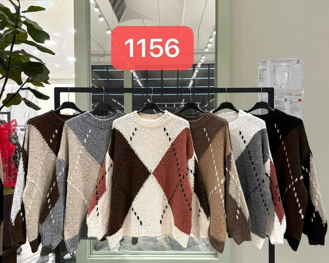 костюм юбка и джемпер,трикотажные костюмы с юбкой,трикотажный костюмчик с юбкой,джемпер ромбы,свитер аргайл женский