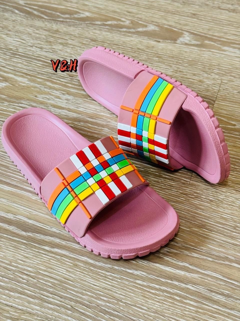 женские шлепанцы,, пляжная,летние шлепанцы,сланцы женские