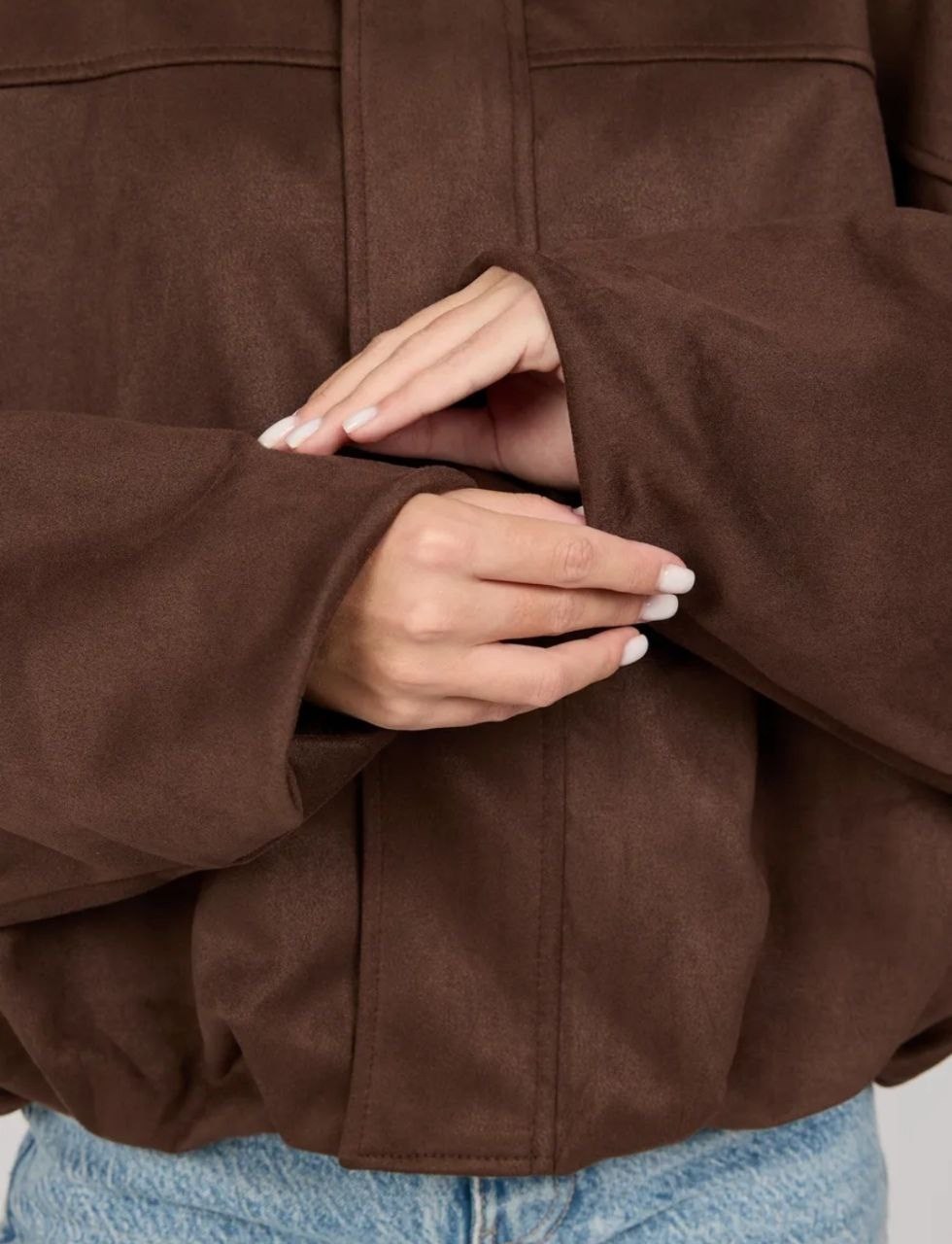 куртка бомбер,куртка бомбер демисезонная оверсайз замшевый niu,замшевая куртка,бомбер замшевый оверсайз ponto russo,коричневая свободная куртка из искусственной кожи