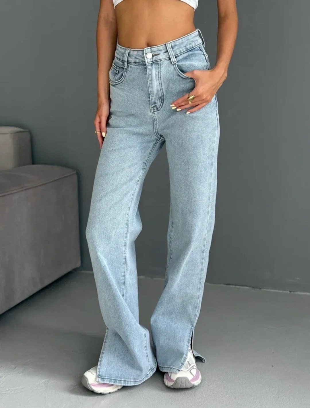 женские джинсы,джинсы палаццо,светлые джинсы клеш,джинсы с разрезом,джинсы широкие