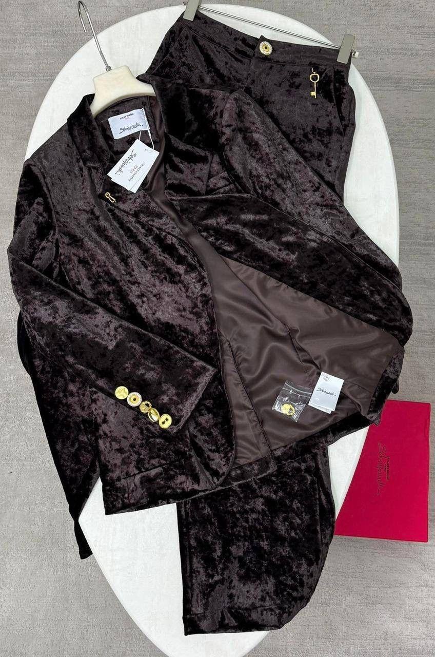 костюм брючный бархатный классический,велюровые костюмы,брючный костюм,женский костюм,бархатный костюм женский