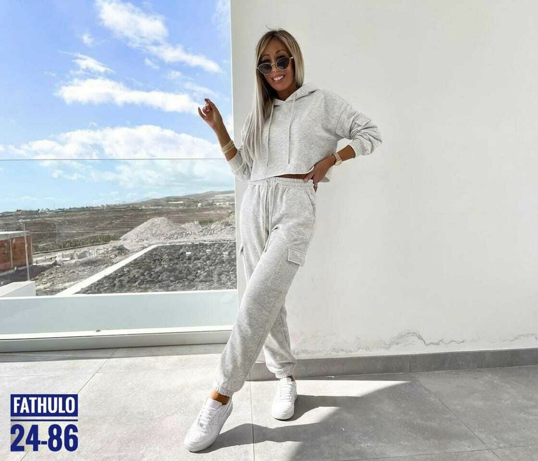 костюм спортивный,женский спортивный костюм,костюм на флисе,костюм женский на флисе,костюм трикотажный