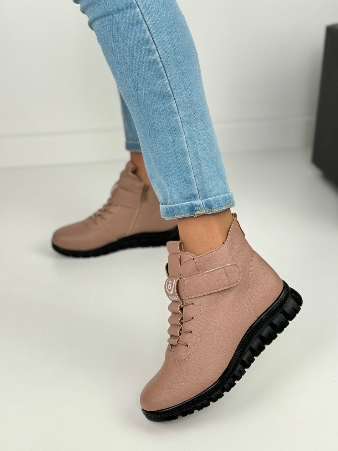 ,красные полуботинки женские,ботинки женские,красные ботинки,женская