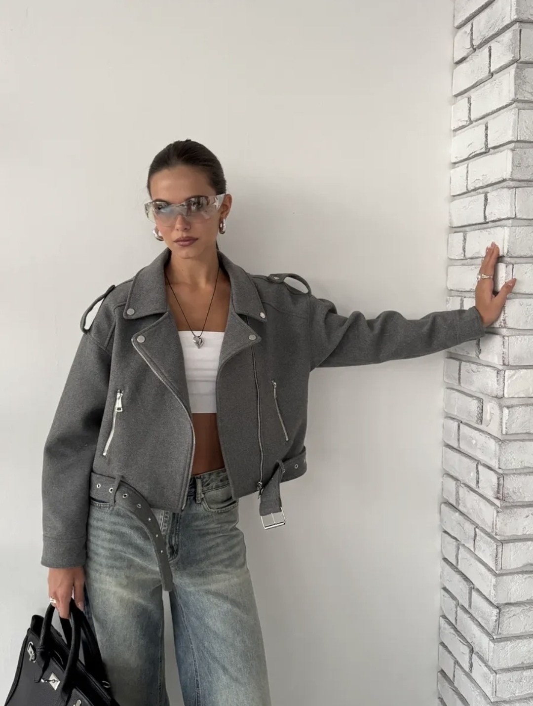 куртка,женская жилетка,серая жилетка,женская демисезонная куртка,жилет серый