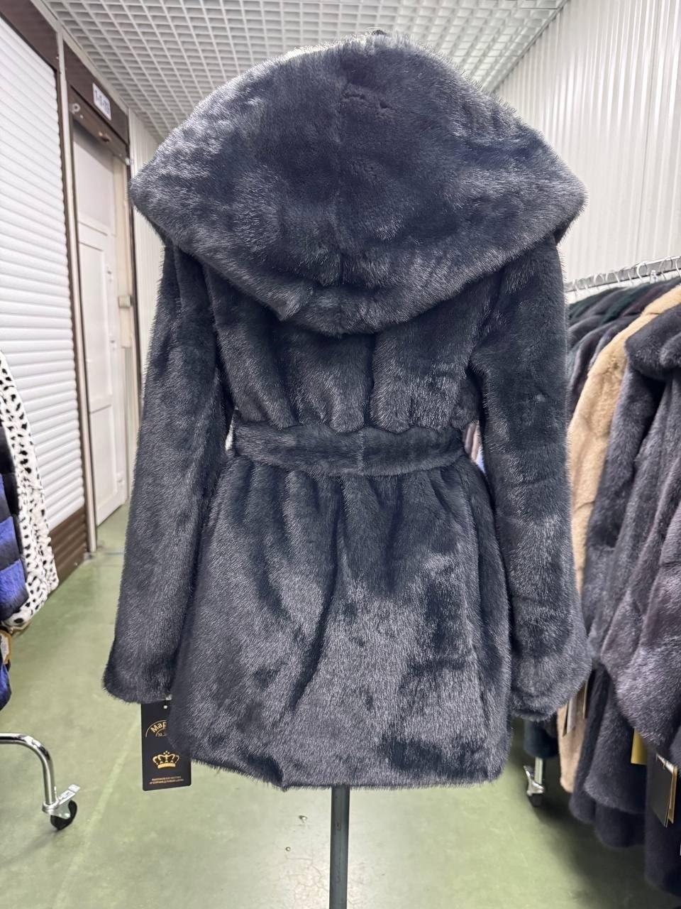 норковая шуба,шуба,норковая шуба с капюшоном,шуба с капюшоном,шуба из эко меха под норку