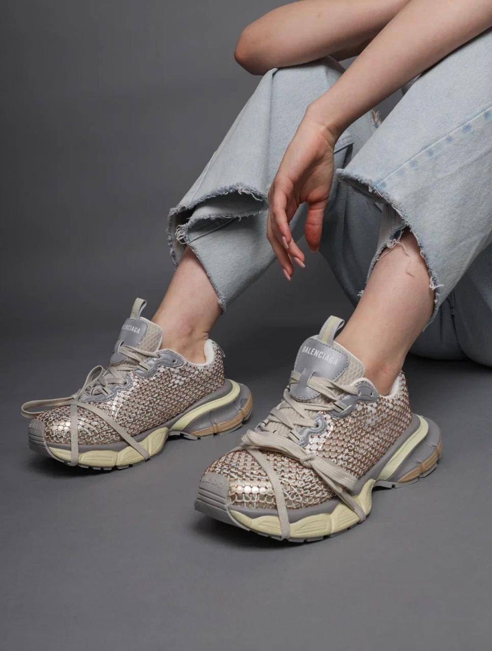 кроссовки женские balenciaga,кроссовки balenciaga 3xl chunky розовый серый,кроссовки balenciaga,кроссовки 3xl balenciaga серый/розовый/белый,кроссовки balenciaga 3 xl