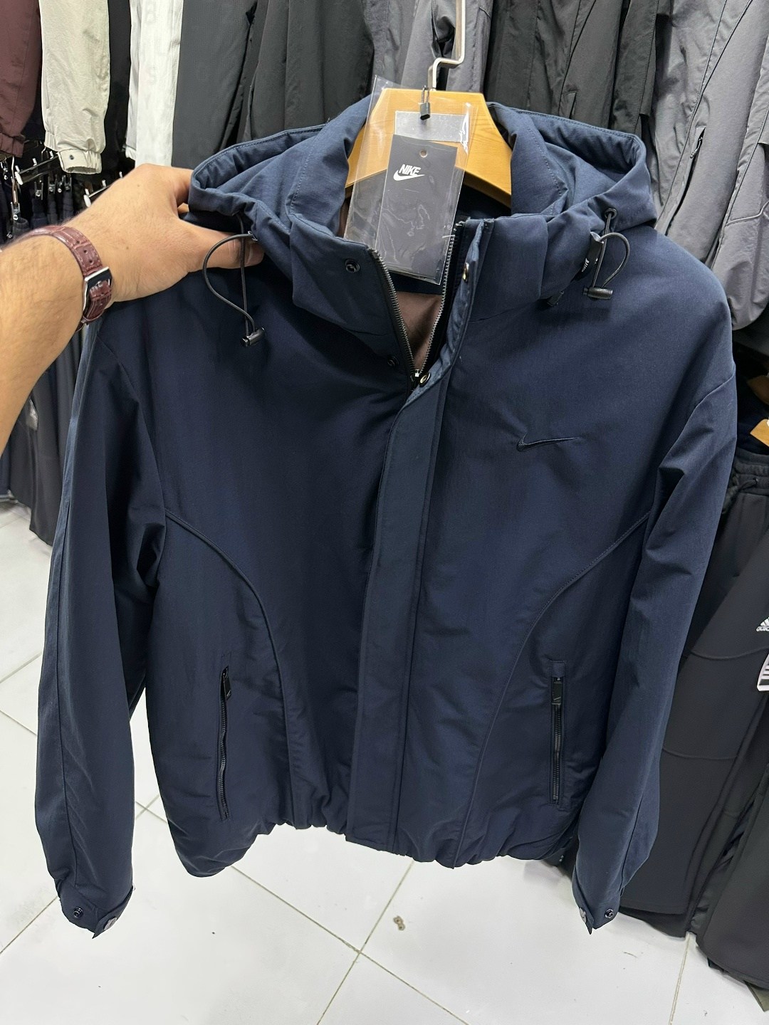 демисезонная куртка,куртка мужская,куртка спортивная,куртка,легкая куртка