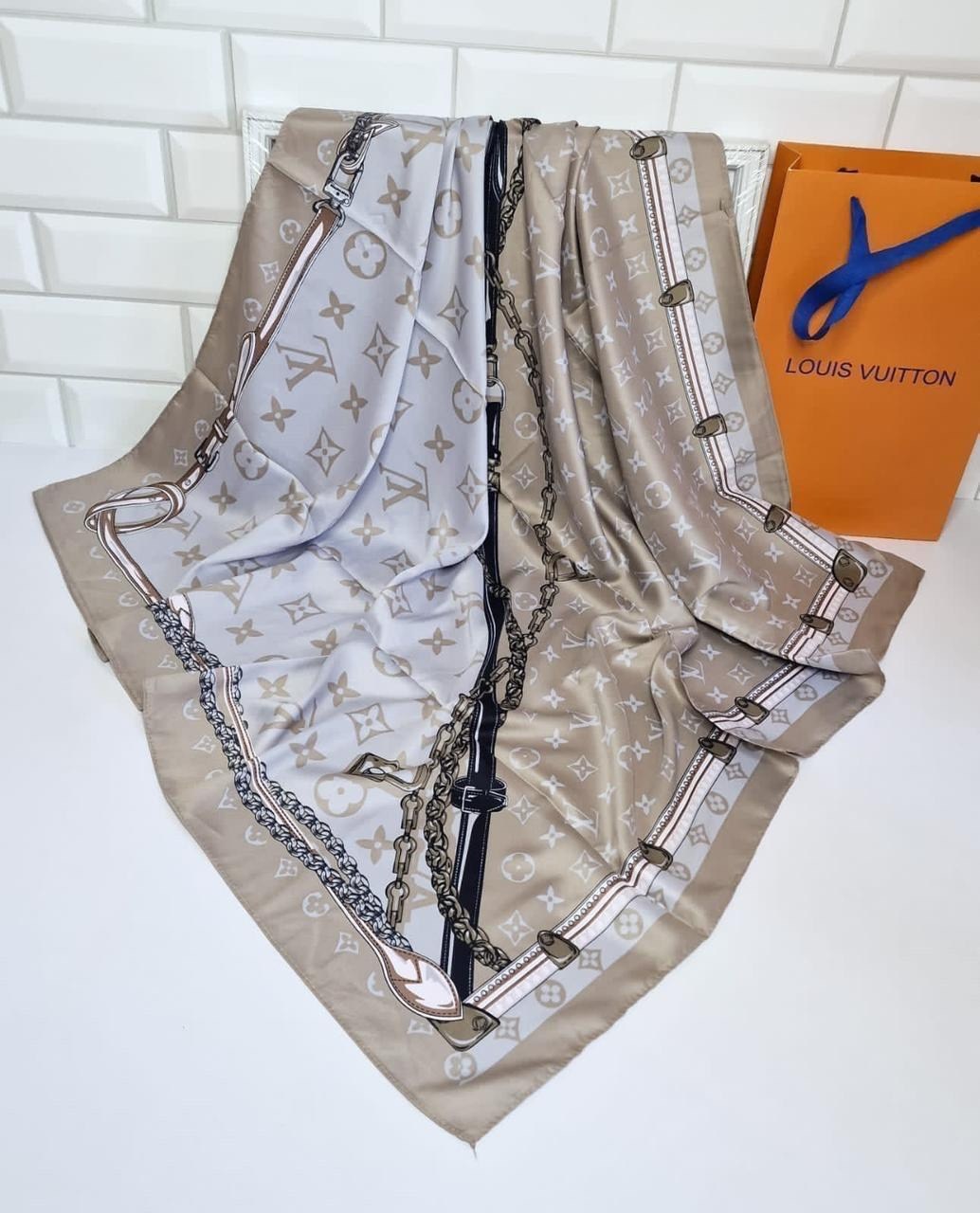 брендовый платок louis vuitton,louis vuitton платок,брендовый платок,шелковые платки,женские платки