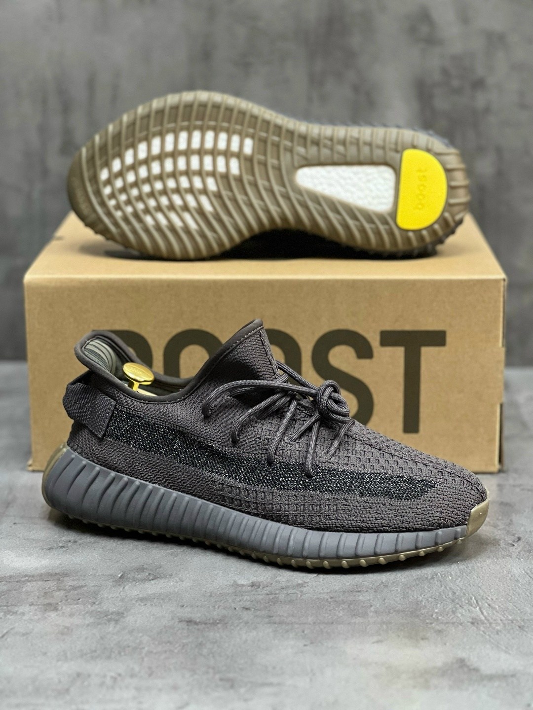 кроссовки adidas yeezy boost 350,кроссовки adidas yeezy boost,adidas yeezy boost v2 cinder,adidas yeezy boost 350,adidas yeezy boost 350 v 2