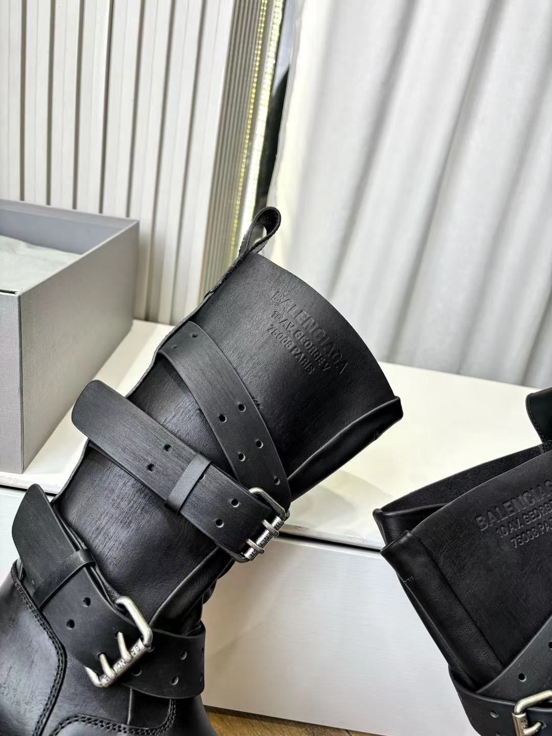 ,сапоги,женская ,короткие сапоги,сапоги мужские bulldozer выше колена черный balenciaga