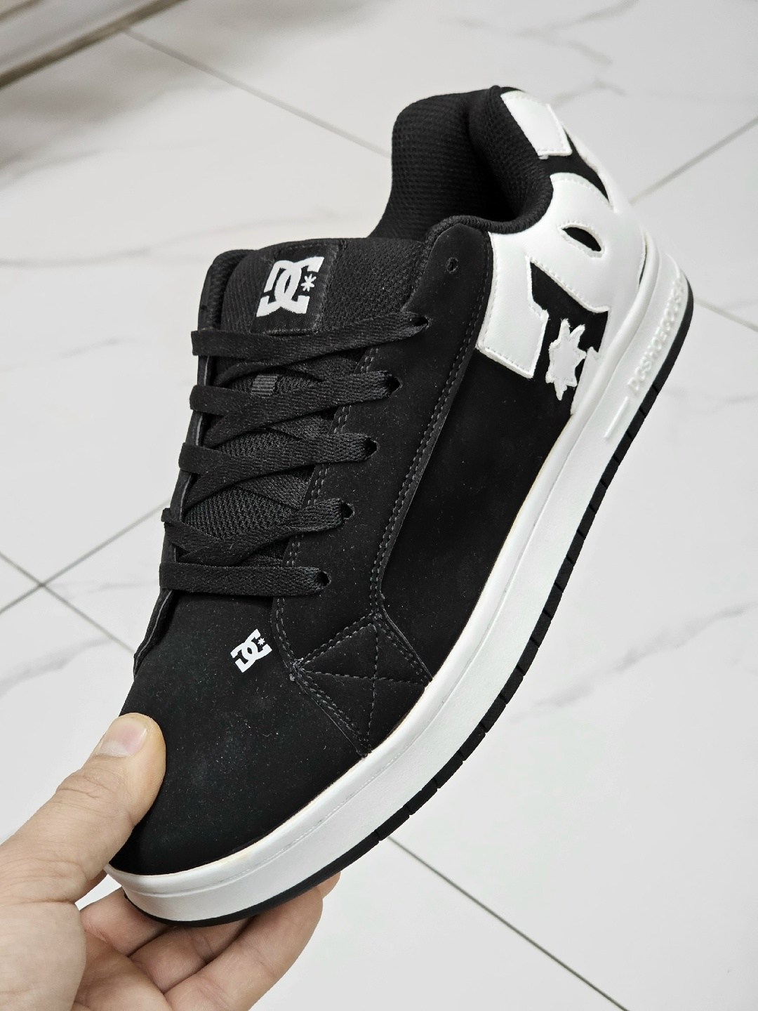 кроссовки dc court graffik кеды dc shoes,кроссовки dc shoes кеды дутые спортивные диси dc shoes цвет черный,кроссовки dc shoes кеды дутые спортивные диси с мехом dc shoes 258057528,кроссовки dc shoes