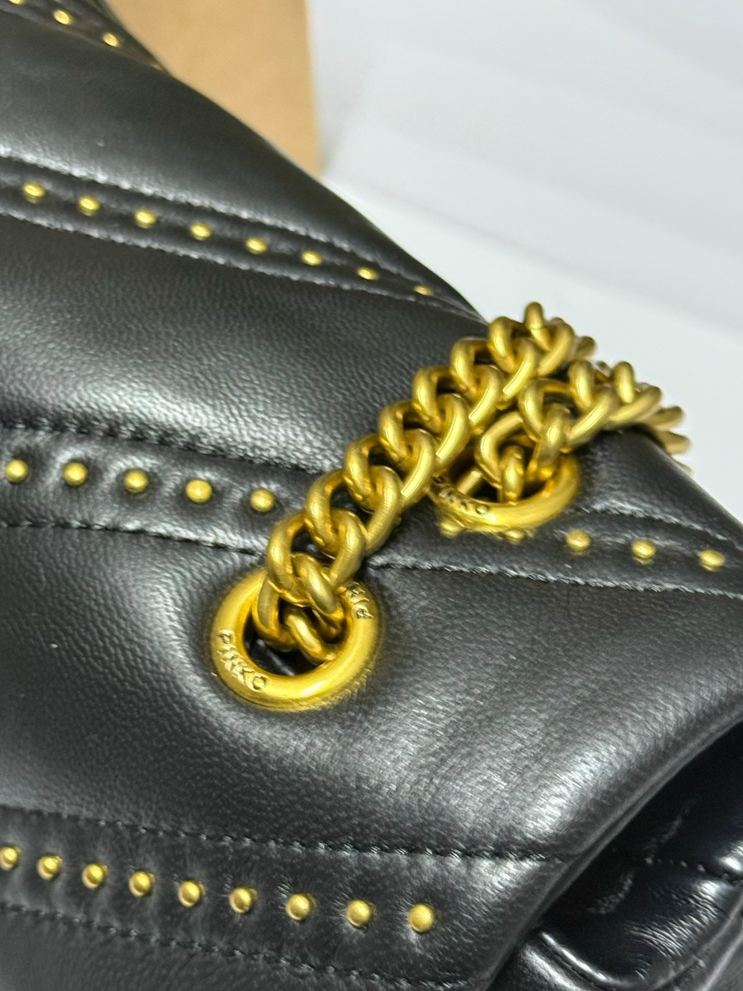 женская сумка pinko,сумка pinko,сумка женская pinko puff,pinko сумка на плечо,женская кожаная сумка pinko