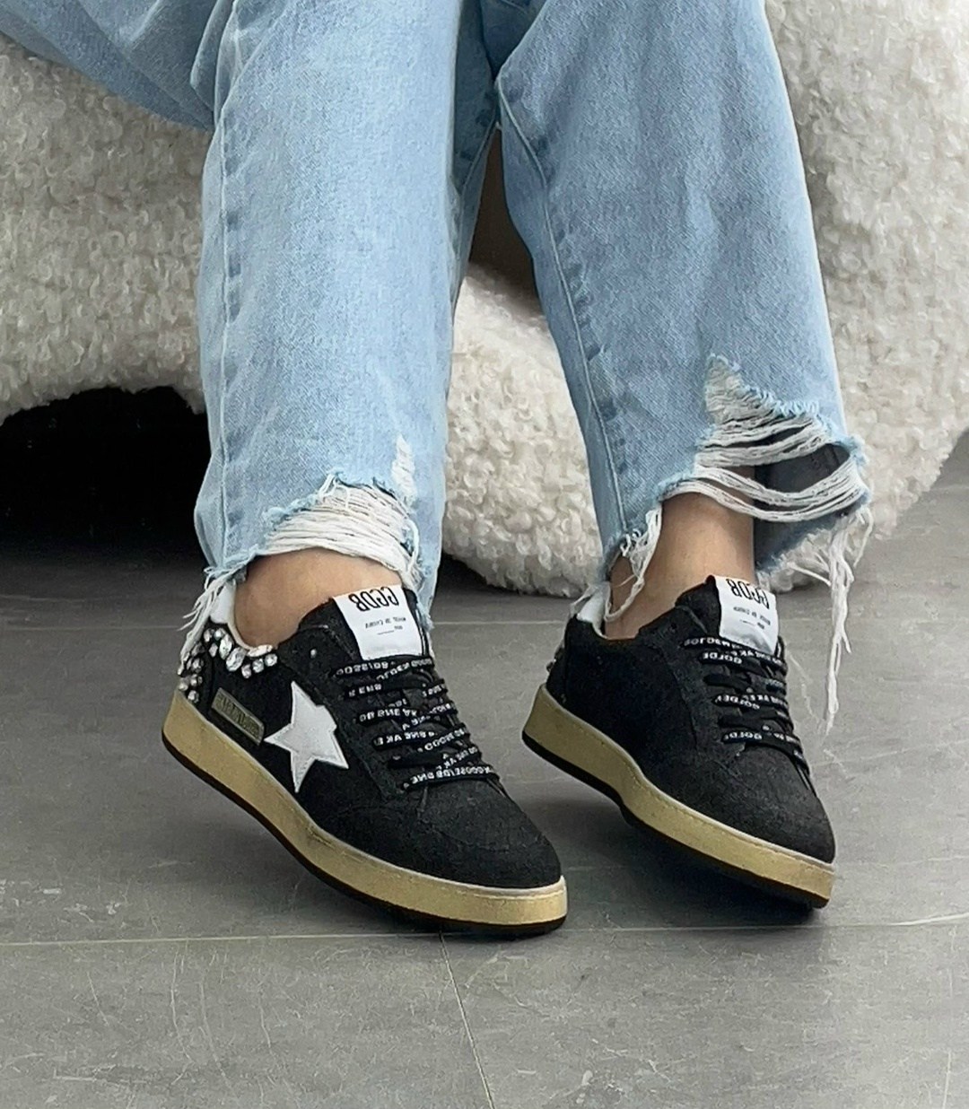 кеды golden goose,замшевые низкие кеды ballstar с аппликацией в виде звезд golden goose черный,,кеды hi star с блестками golden goose черный,женские кроссовки golden goose ball star из черной зам