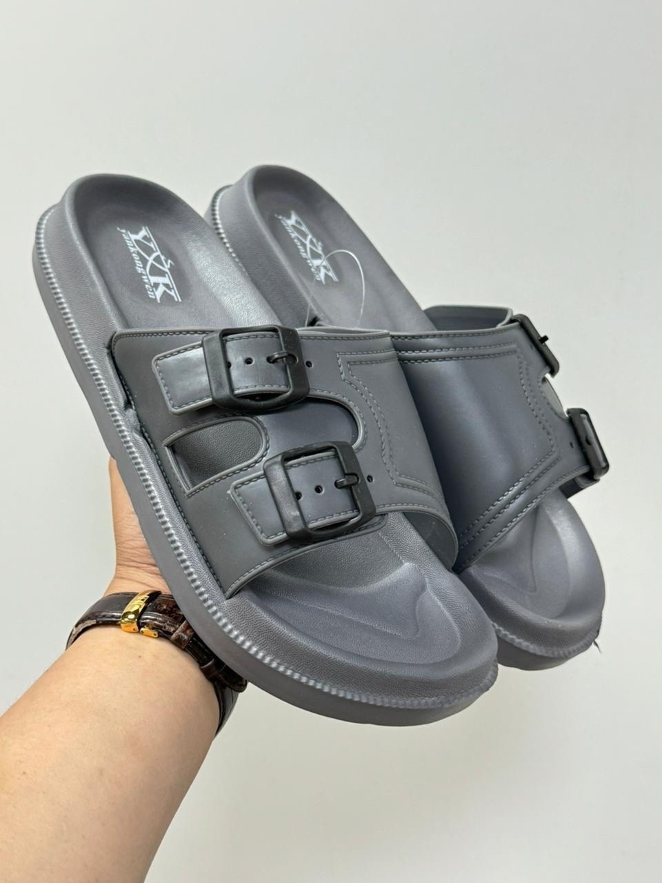 шлепанцы резиновые белые,шлепанцы женские,мужские шлепанцы,тапочки модные,