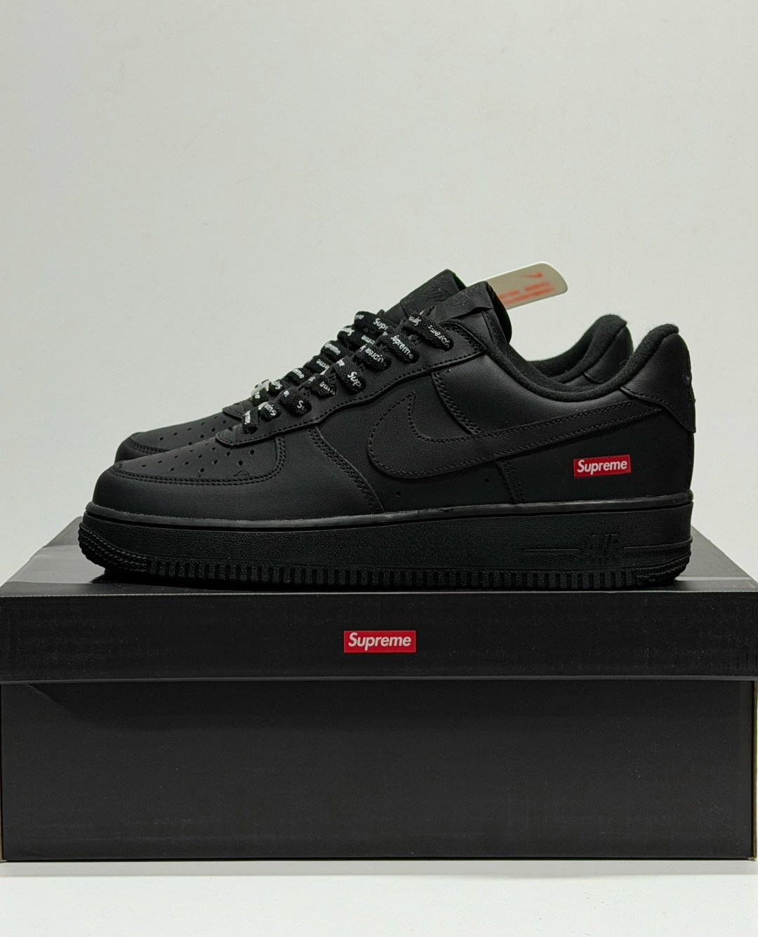 nike air force 1 low supreme black,кросcовки nike air force 1,кроссовки nike air force 1 supreme,nike air force 1 supreme,nike air force 1 low