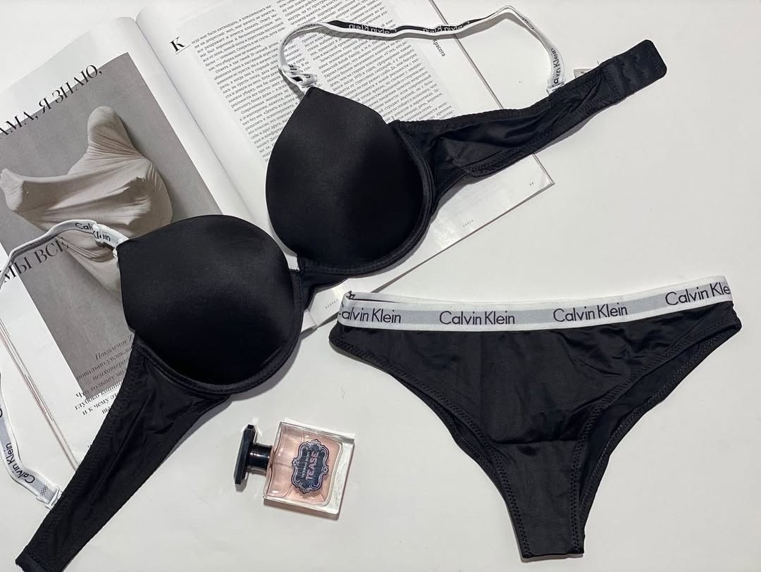 комплект женского нижнего белья,комплект нижнего белья,комплекты белье,женские комплекты белья,комплект нижнего белья calvin klein