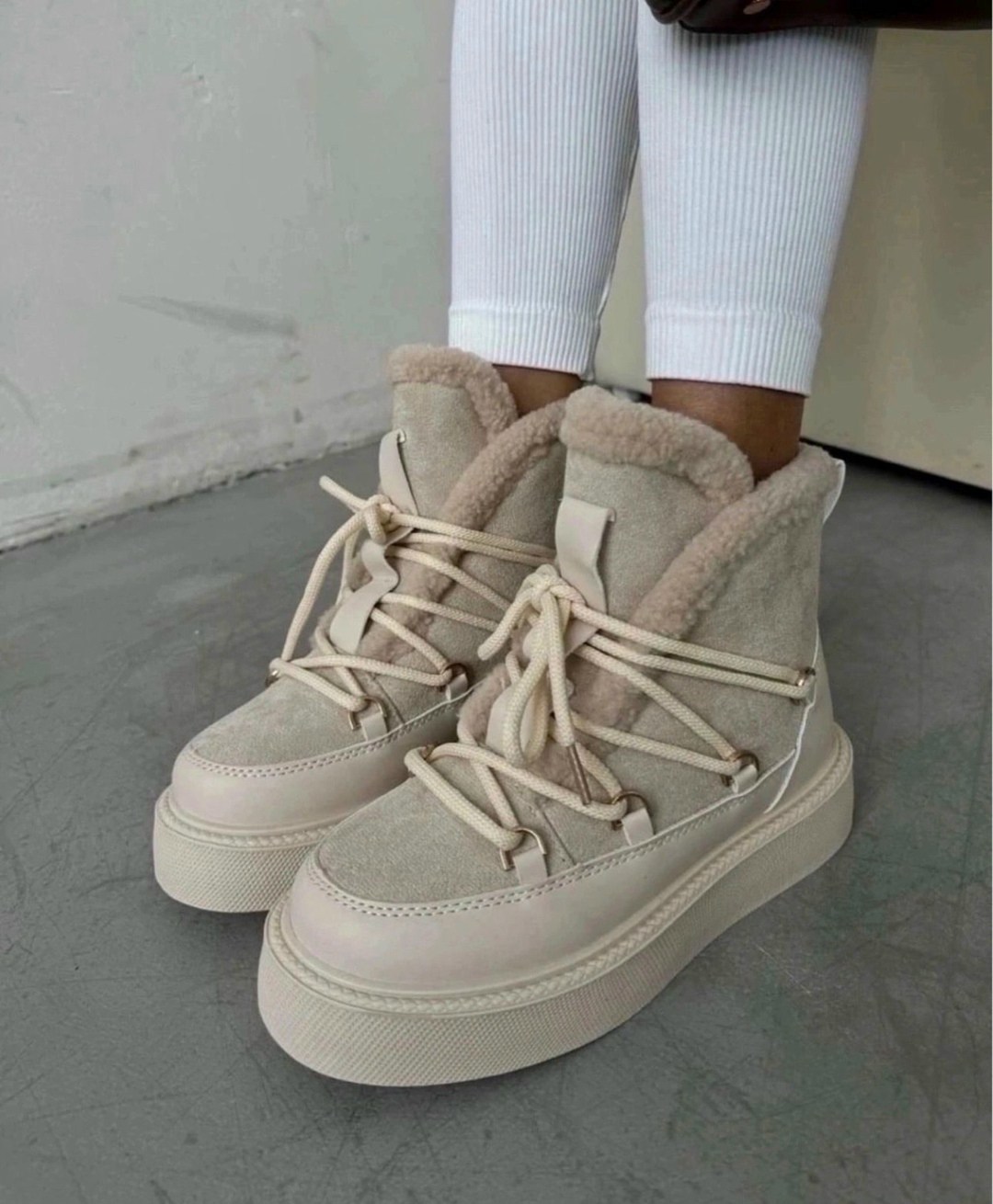 женская ботинки кож зам,женские зимние ботинки угги ugg черные,ботинки кож зам, женская,ботинки замш