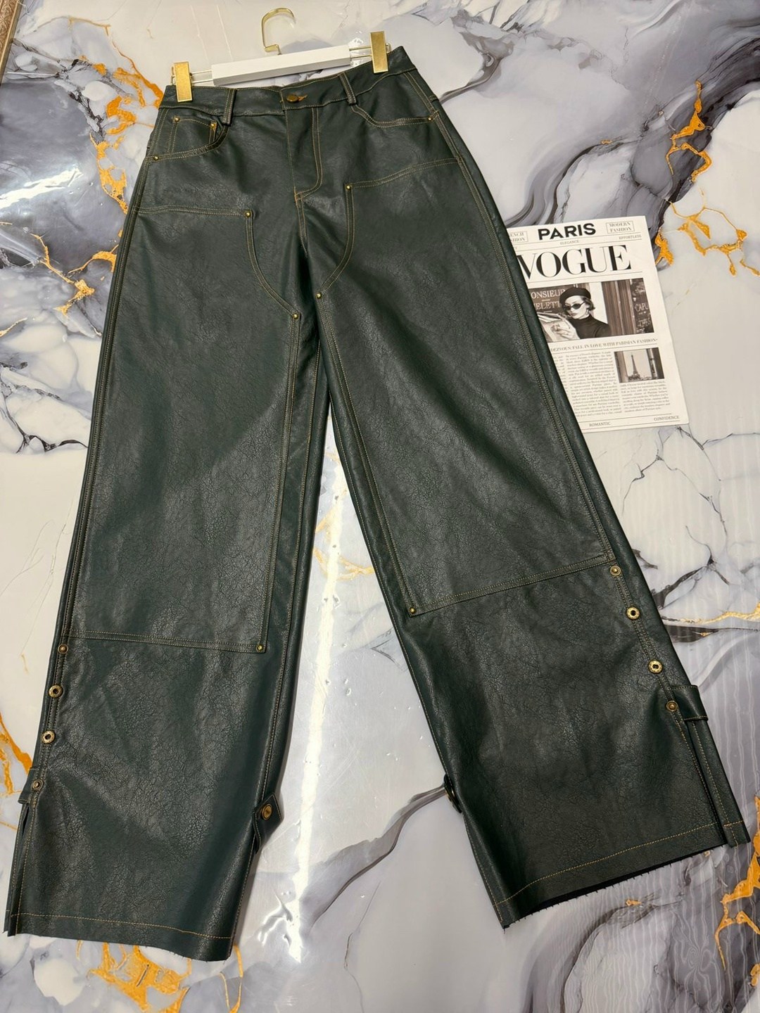 кожаные штаны,комплект костюм,женские кожаные брюки,костюм,брюки кожаные