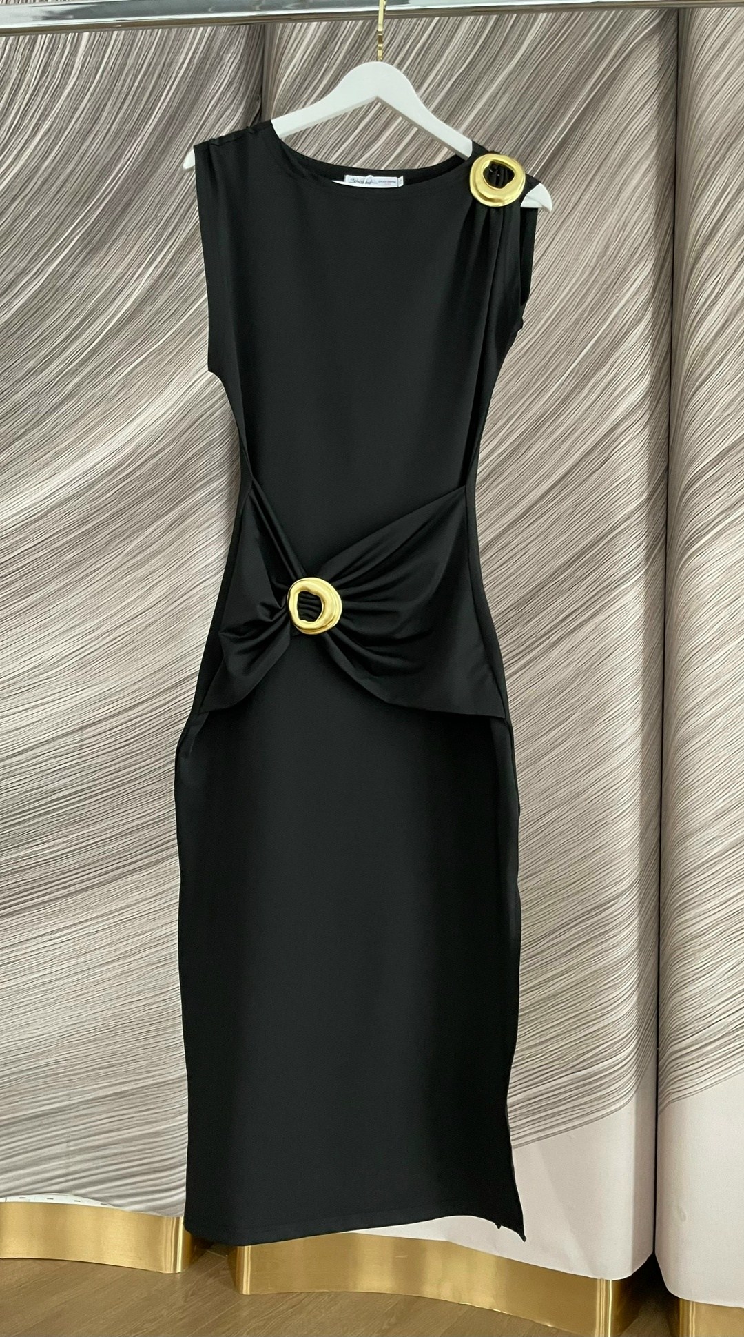 вечернее платье,платье,длинное платье,платье с большим разрезом,платье на одно плечо