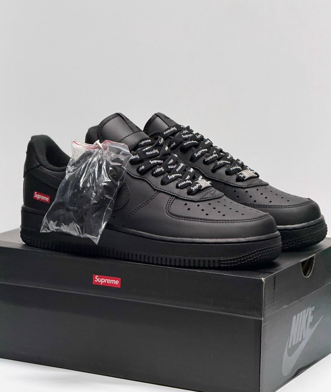 nike air force 1 low supreme black,кросcовки nike air force 1,кроссовки nike air force 1 supreme,nike air force 1 supreme,nike air force 1 low