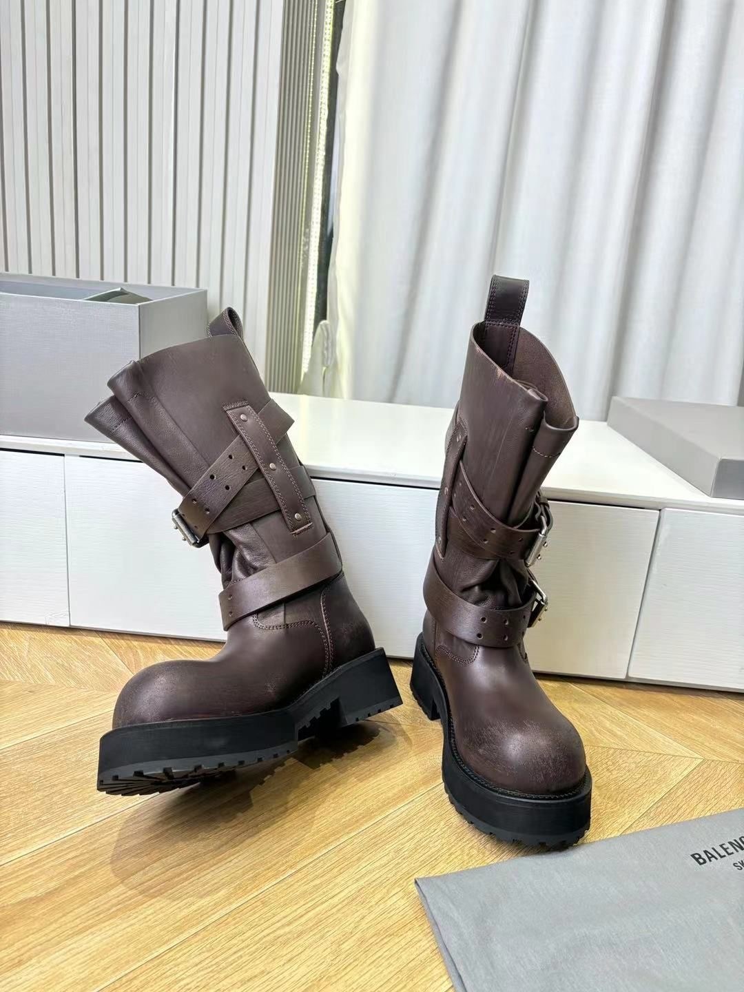 ,сапоги,женская ,короткие сапоги,сапоги мужские bulldozer выше колена черный balenciaga