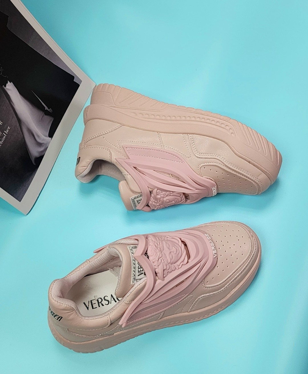 кроссовки versace,кроссовки женскиe,женские кроссовки версаче,кроссовки,версаче кроссовки