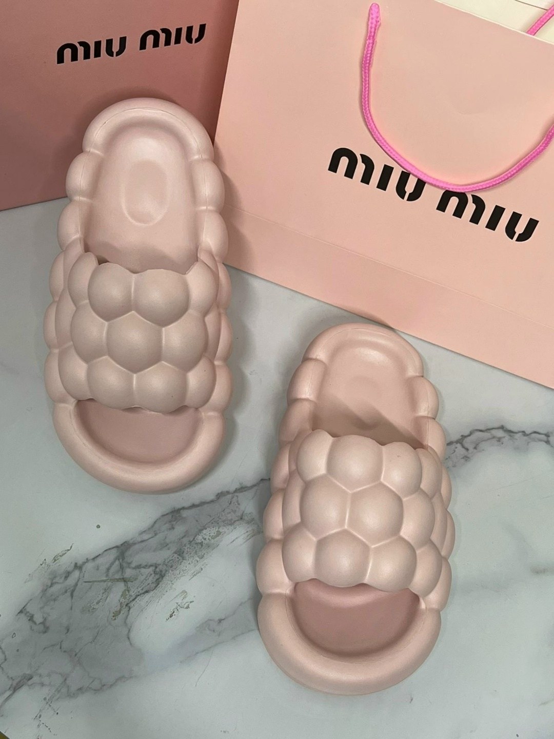 шлепанцы женские,тапочки модные,,домашние тапочки,шлепанцы из эва