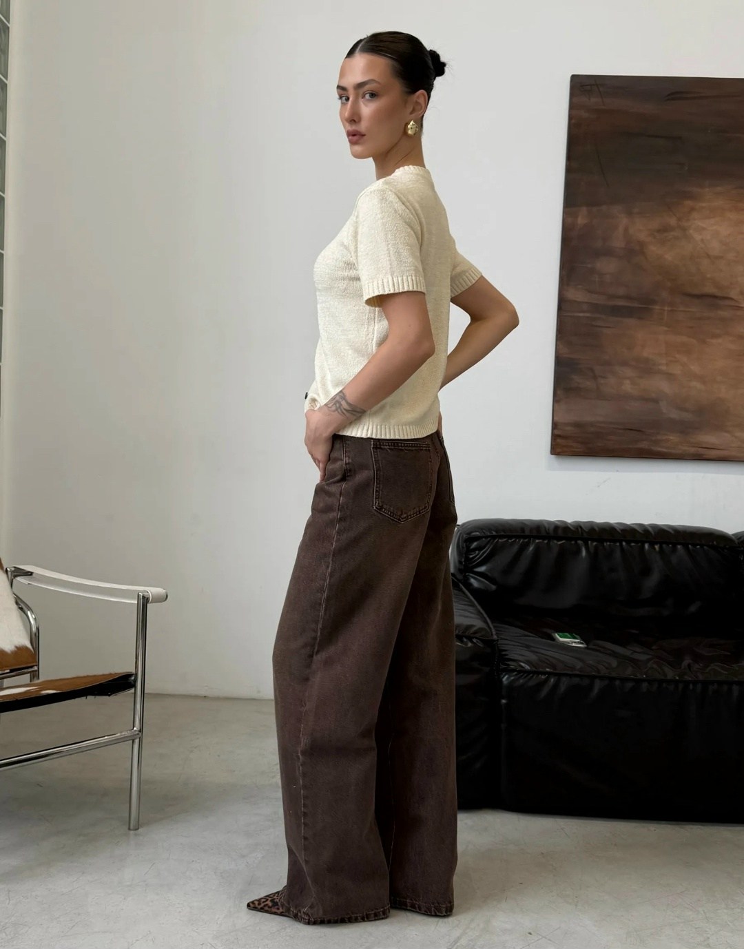 модные брюки,брюки коричневые,брюки льняные,джинсы коричневые,широкие брюки